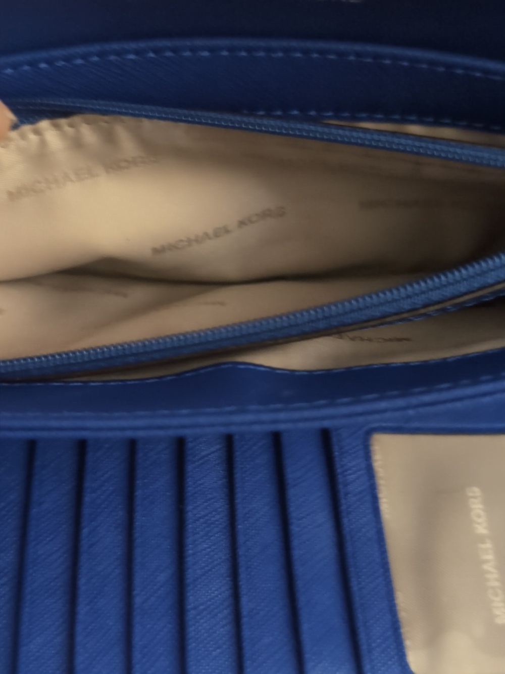 Michael Kors Continental Wallet - Picture 10 of 13